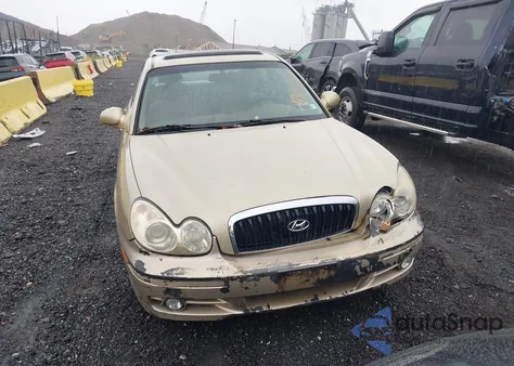 2003 Hyundai Sonata z USA, uszkodzony, nr VIN KMHWF25S63A832192